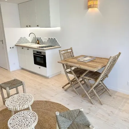 Apartment & 